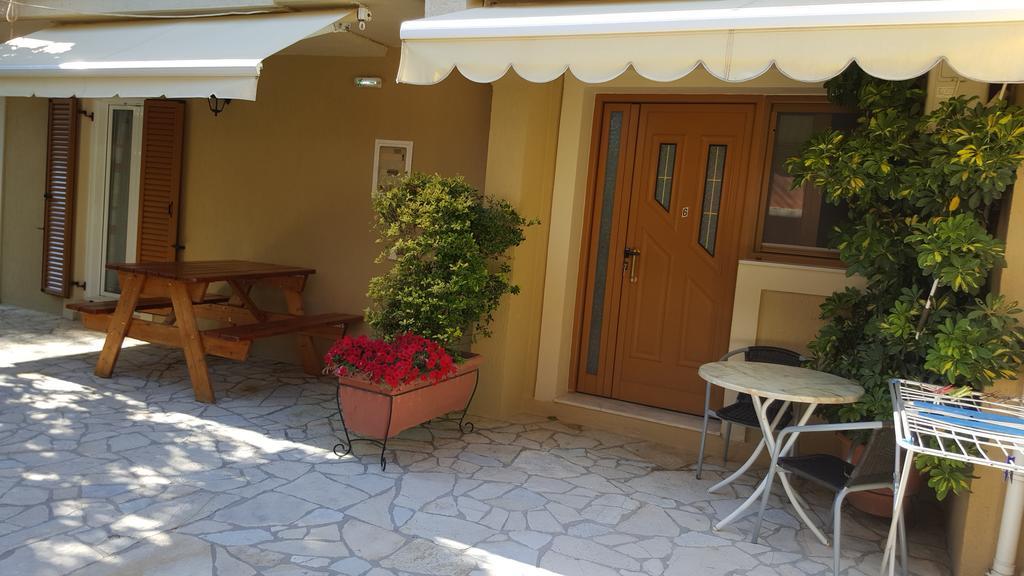 Epi Apartments Lourdata  Dış mekan fotoğraf