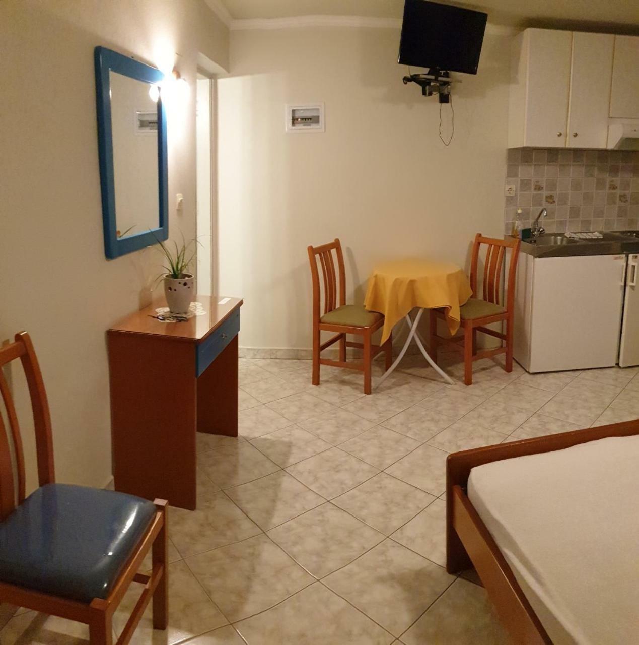 Epi Apartments Lourdata  Dış mekan fotoğraf